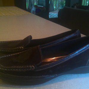 Brown Vintage Etienne Aigner Loafers 6 1/2.